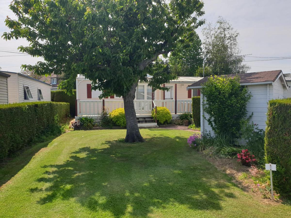 Le Clos Tranquille Gonneville-en-Auge Exterior foto