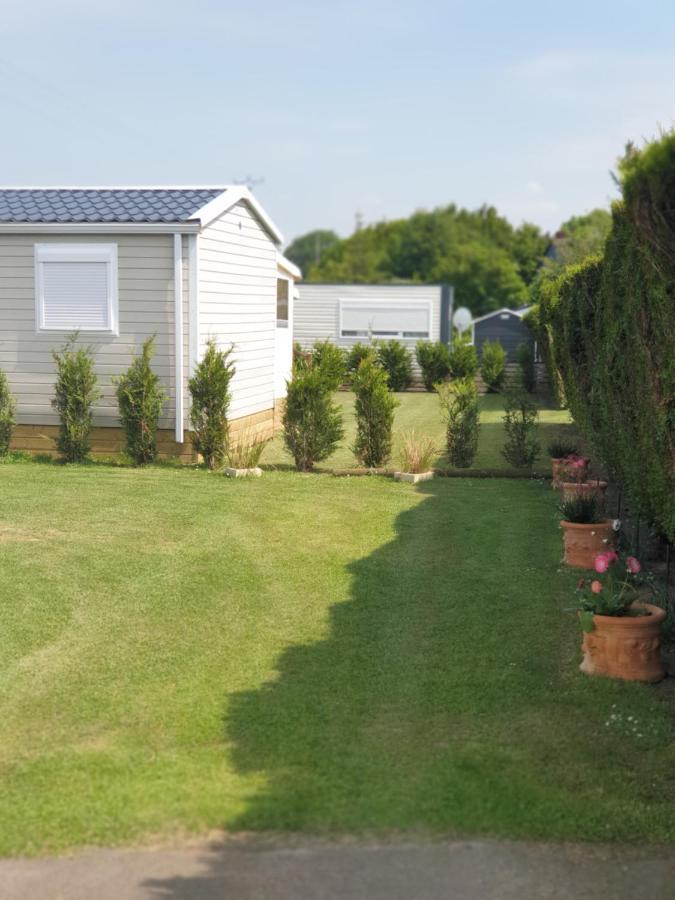 Le Clos Tranquille Gonneville-en-Auge Exterior foto